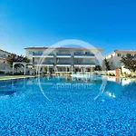 Sunny 2br Family - Mythical Sands *