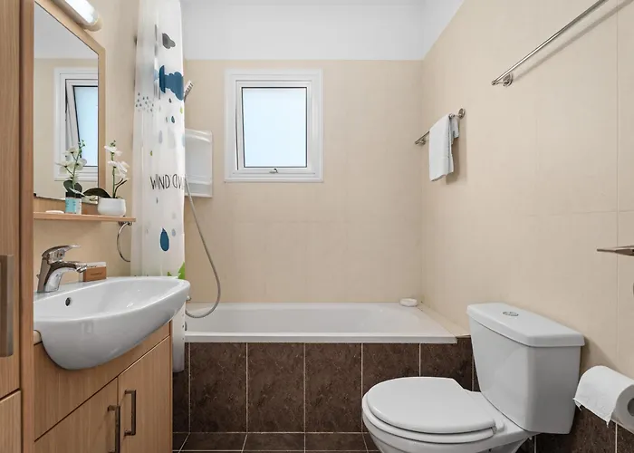 Sunny 2br Family - Mythical Sands *