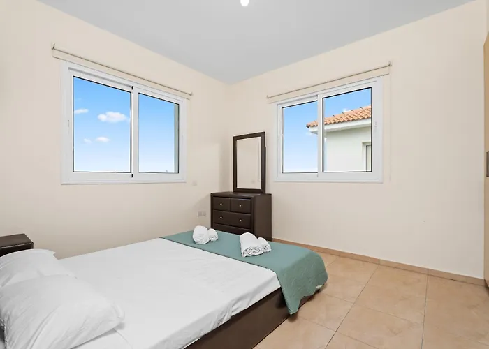 Sunny 2br Family - Mythical Sands Apartment Protaras